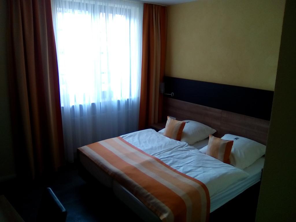 Hotel Trutzpfaff Speyer Luaran gambar